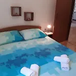 Radovic 公寓 拉宾