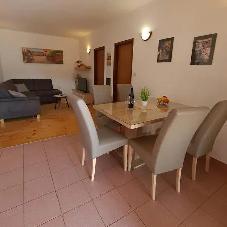 Radovic Apartment *